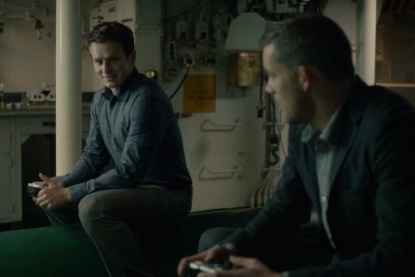 Titulky k Looking S01E03 - Looking at Your Browser History