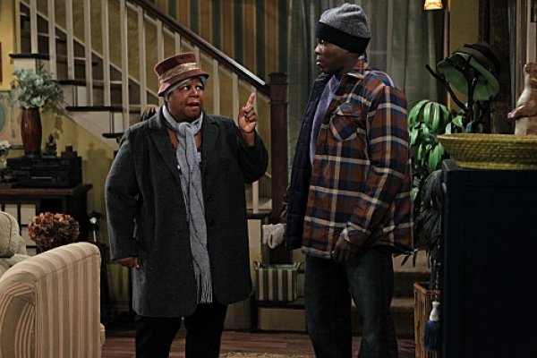 Titulky k Mike and Molly S03E13 - Carl Gets a Roommate