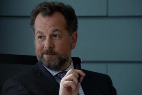 Titulky k Suits S02E03 - Meet the New Boss