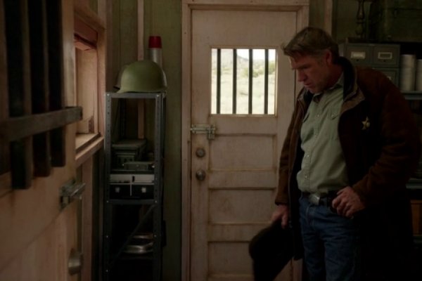 Titulky k Longmire S04E02 - War Eagle