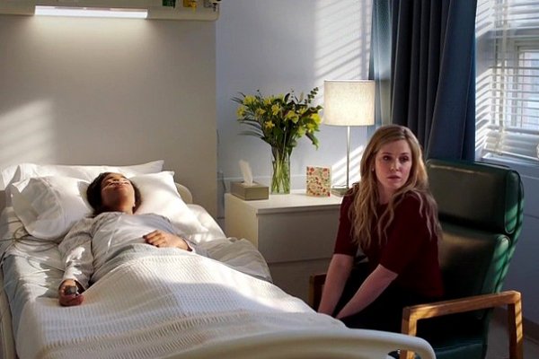 Titulky k The InBetween S01E03 - Where the Shadows Fall