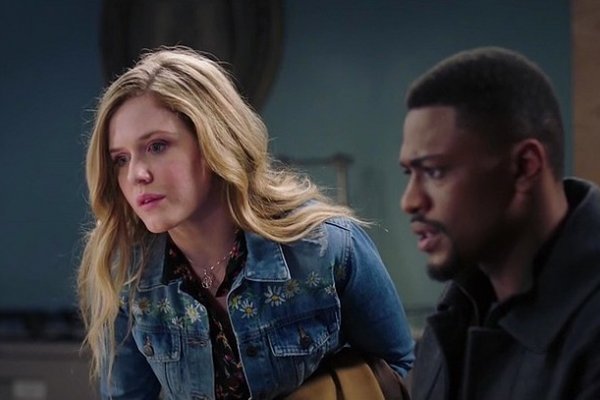 Titulky k The InBetween S01E04 - Kiss Them for Me
