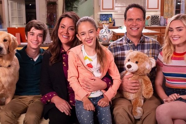 Seriál American Housewife prodloužen