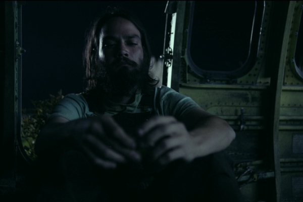 Titulky k Station Eleven S01E08 - Who's There?